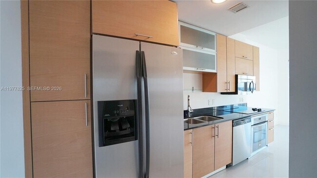 Foto del edificio - 60 SW 13th St