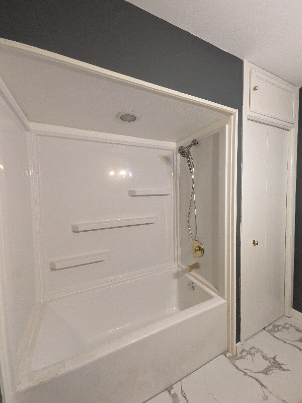 Foto del edificio - 3925 18th Ave NW