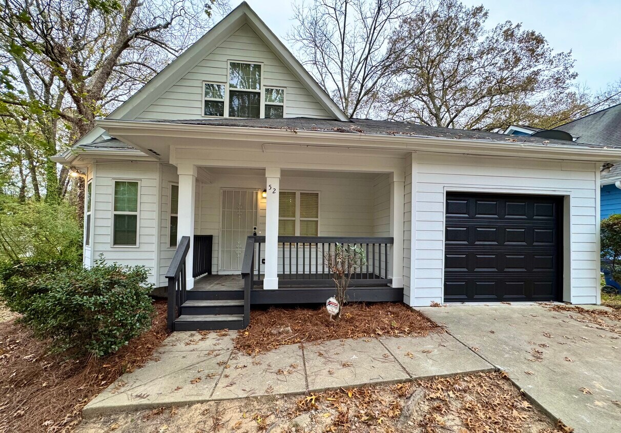 Frente de la casa - 52 Johnson Rd NW