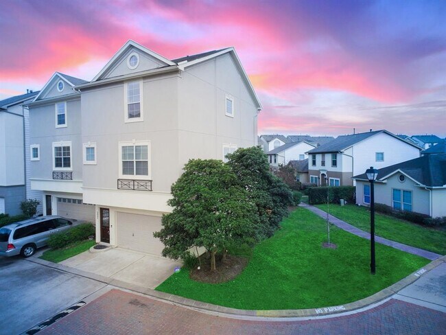Foto del edificio - 3002 Clearview Cir