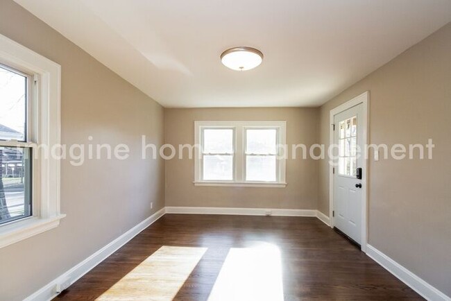 Building Photo - 3704 Brotherton Rd