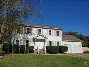 Building Photo - 4752 Longmont Rd
