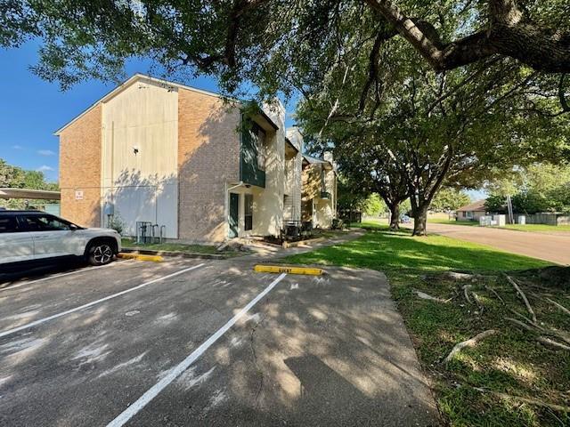 Primary Photo - 250 El Dorado Blvd
