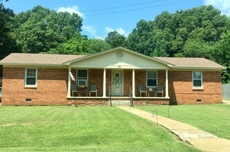 Building Photo - 69 Meridian Dr