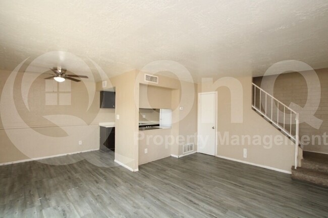 Building Photo - 1444 N 54th Ave
