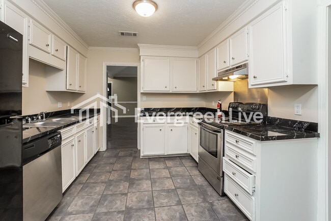 Foto del edificio - 102 Brookhill Cove