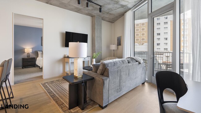 Foto del edificio - 143 E Commerce St