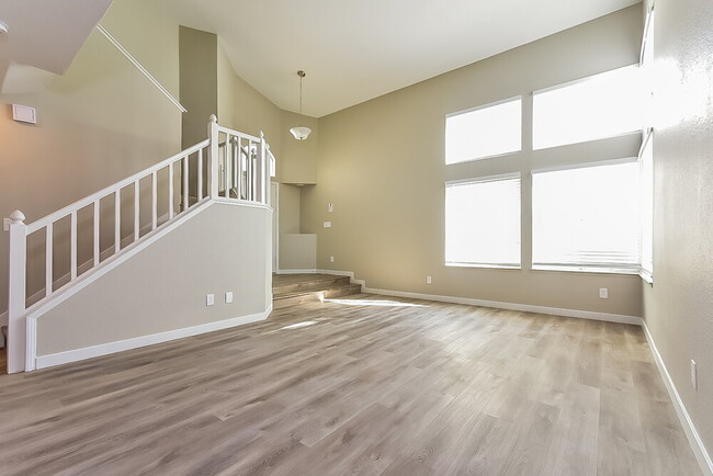 Building Photo - 7929 Dover Shores Ave