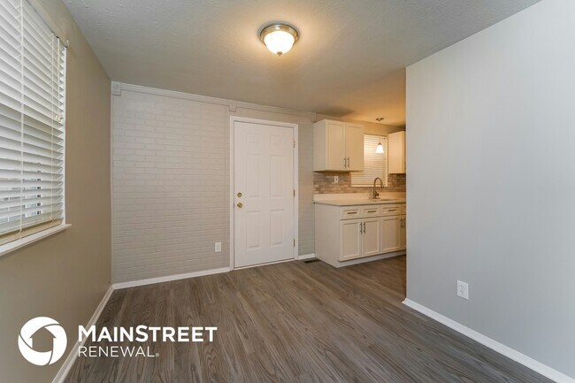 Foto del edificio - 11305 Angelina Rd