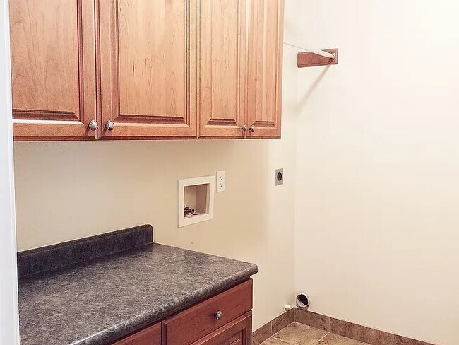 Lavadero - 1630 E 2450 S