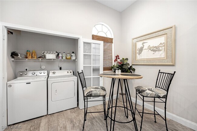 Foto del edificio - 2550 Citrus Lake Dr