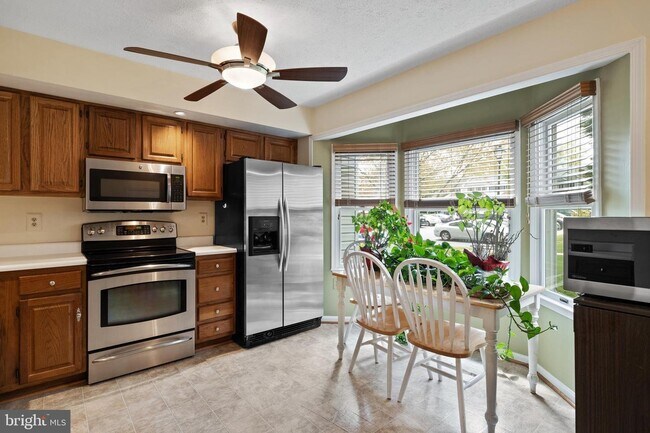 Building Photo - 1615 Elkwood Ct