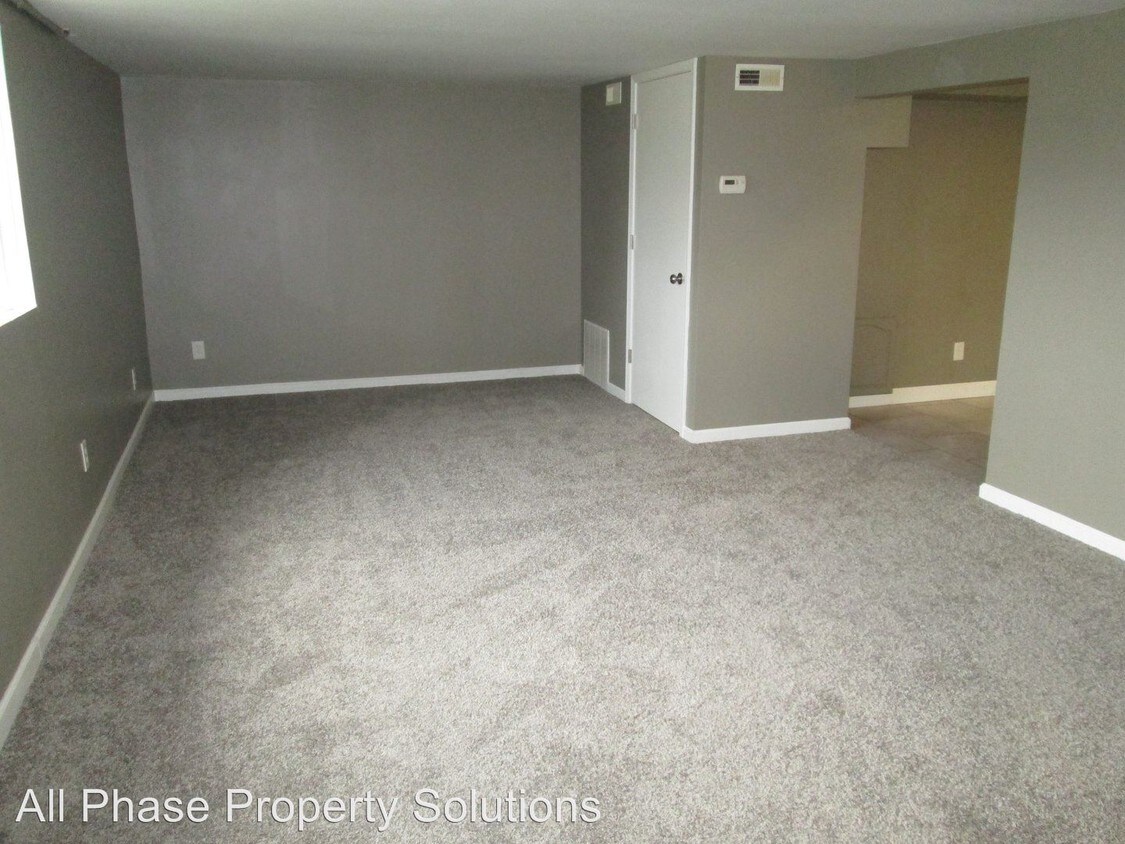 Primary Photo - 226 N 14th St