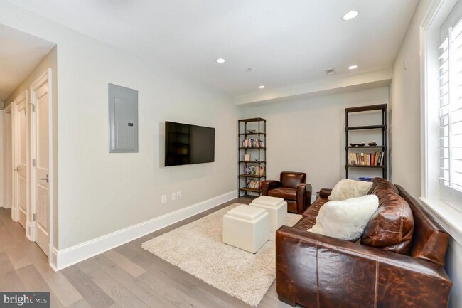 Photo - 3921 Fulton St NW Apartment