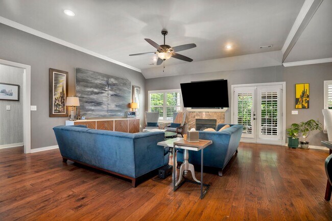 Foto del edificio - Fabulour Bridgeport S/D Home w/AMAZING out...