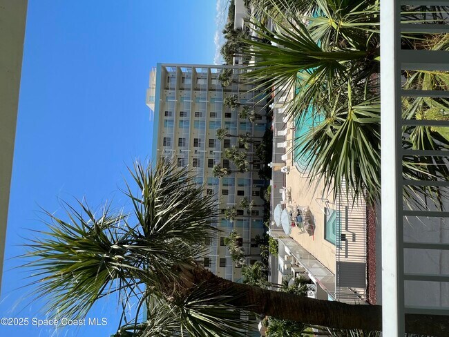 Foto del edificio - 1050 N Atlantic Ave
