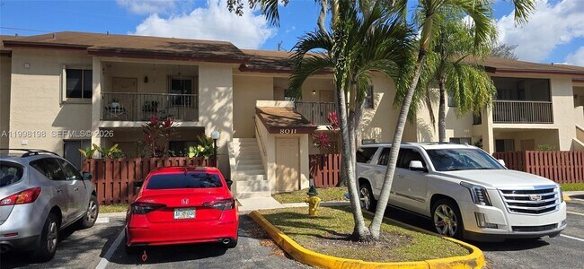 Foto del edificio - 8011 Southgate Blvd