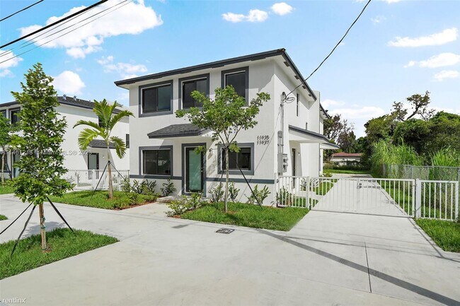 Foto del edificio - 3 br, 3 bath House - 11937 SW 217th St