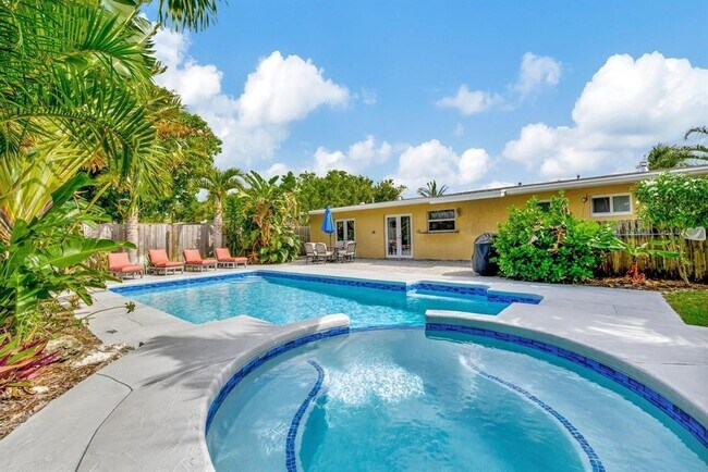 Foto del edificio - 925 NE 25th Ave