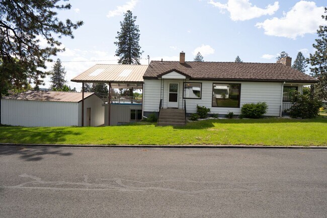 Building Photo - Gorgeous Audubon Park Home with Detached G...