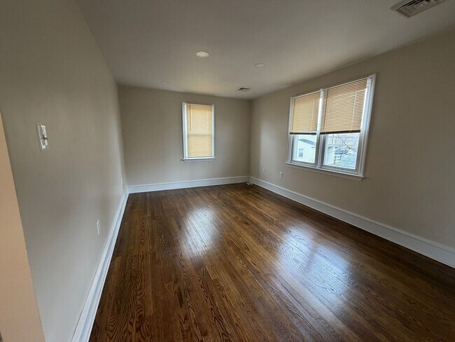 Foto del edificio - 3839 W Germantown Pike