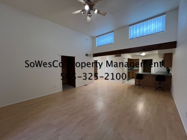 Building Photo - Spacious Two Bedroom with 2 Car Garage and Fenced Yard