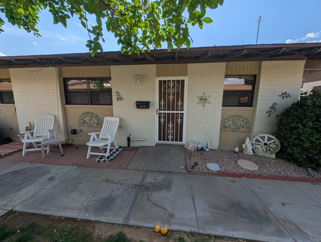 Primary Photo - 2 Bedroom Condo Unit in the Polynesian Par...