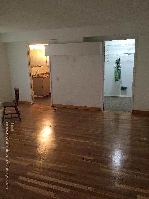 Foto del edificio - 2308 N Greenview Ave