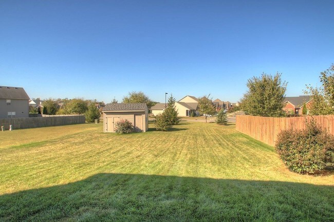 Building Photo - 1072 Stonecrop Dr