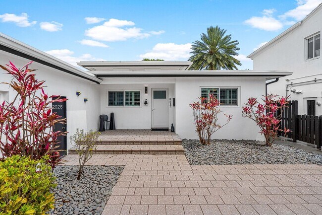 Foto del edificio - 9517 Bay Dr