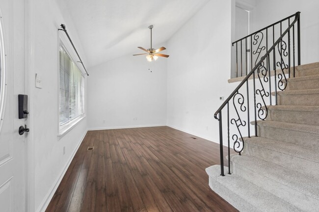 Foto del edificio - Beautiful Split Level Home in Norfolk!!