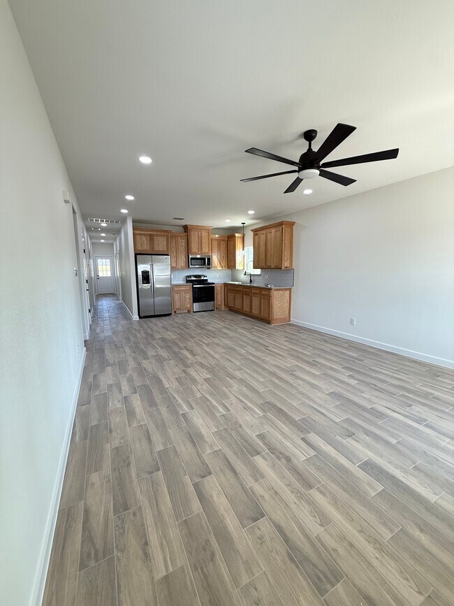 Foto del edificio - 382 Private Rd