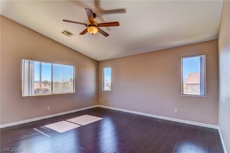 Building Photo - 6435 Strongbow Dr