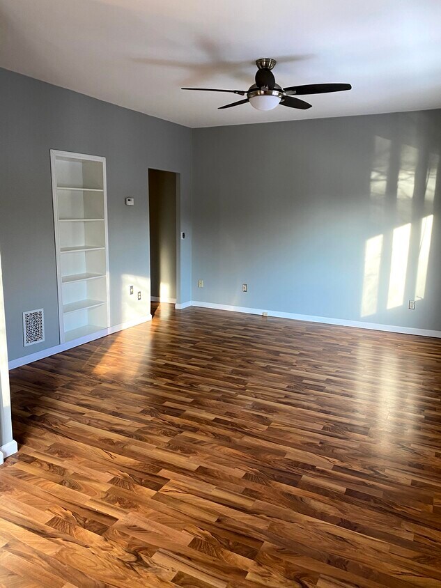 Foto principal - 669 Laurel Ave