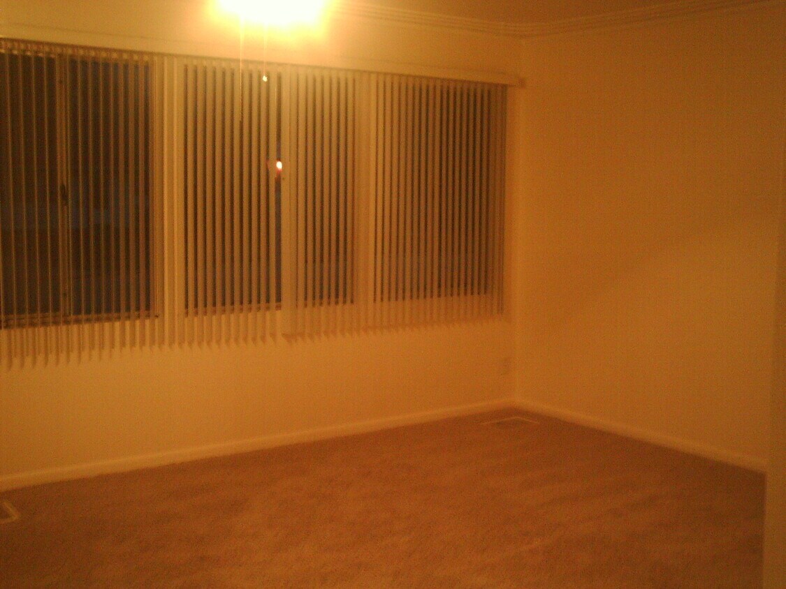 Foto principal - 1643 Keith Dr NE