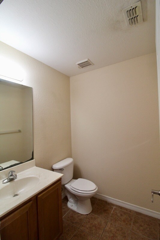 Building Photo - 551 Loblolly Bay Dr
