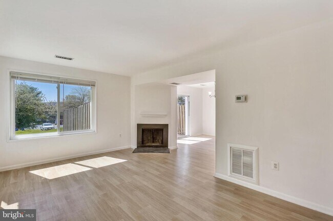 Building Photo - 18607 Tarragon Way