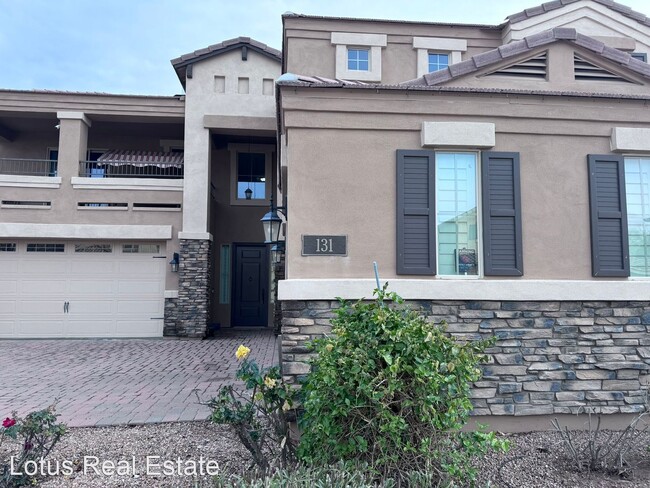 Building Photo - 6 br, 4.5 bath House - 131 E Havasu Pl.