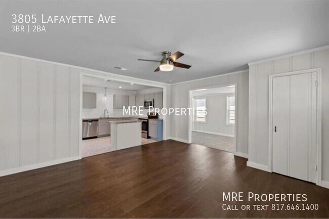 Building Photo - Available mid-June! 3 Bedroom, 2 Bath in F...