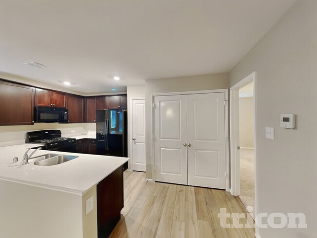 Foto del edificio - 2603 Khaju Grv