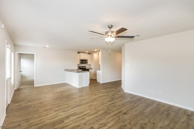 Foto del edificio - 425 Sunny Highlands Dr