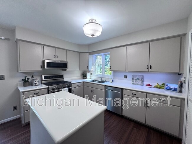 Foto del edificio - 42098 Banbury Rd