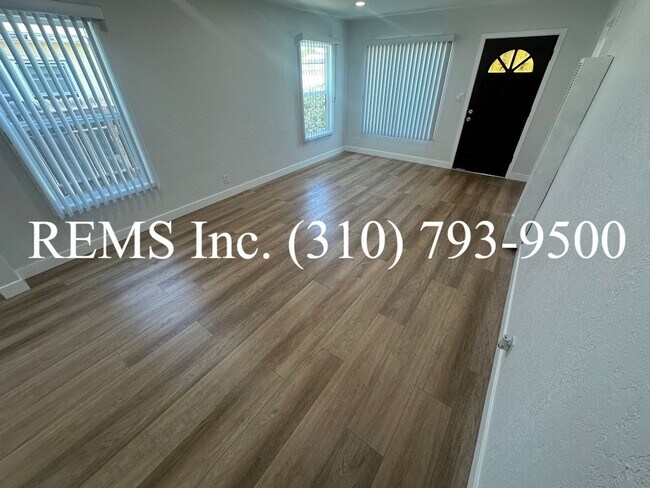 Foto del edificio - 25021 Oak St