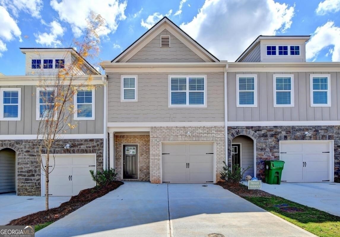 5863 Greystone Dr, Lithonia, GA 30058 Townhome Rentals in Lithonia GA