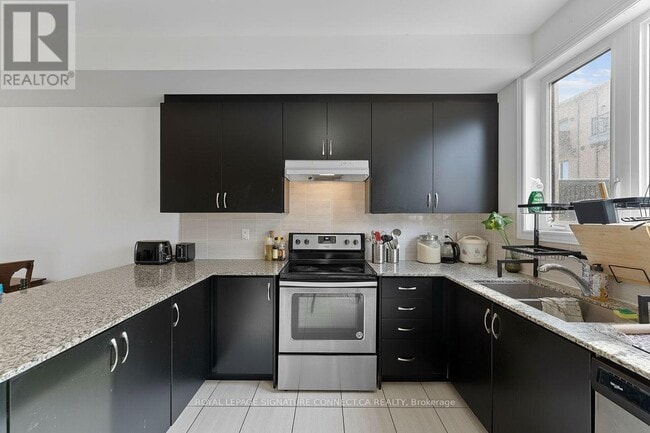 Photo du bâtiment - 399 The Westway