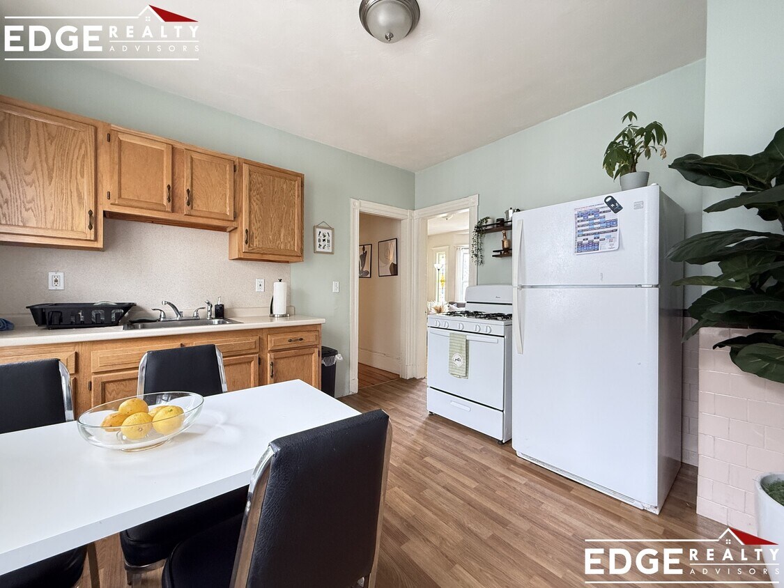 Photo - 548 Washington St. Unit 3