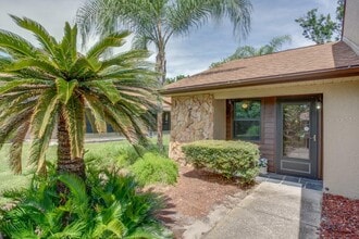 Building Photo - 9815 Lake Seminole Dr E