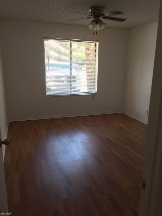 Building Photo - 1 br, 1 bath  - 1010 Coral Club Dr