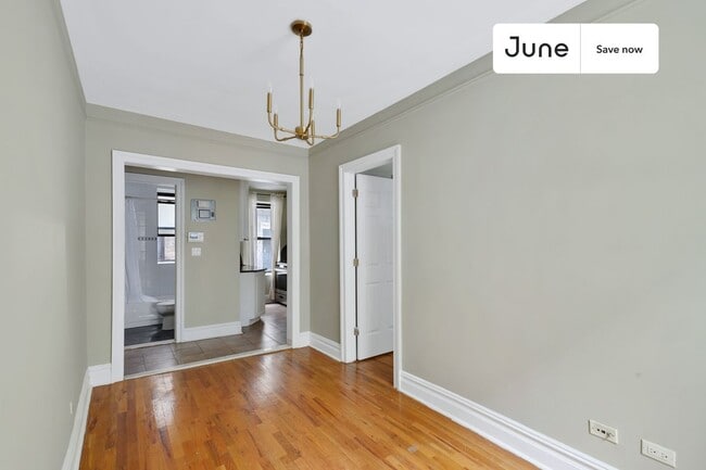 Building Photo - 15 W 107th St