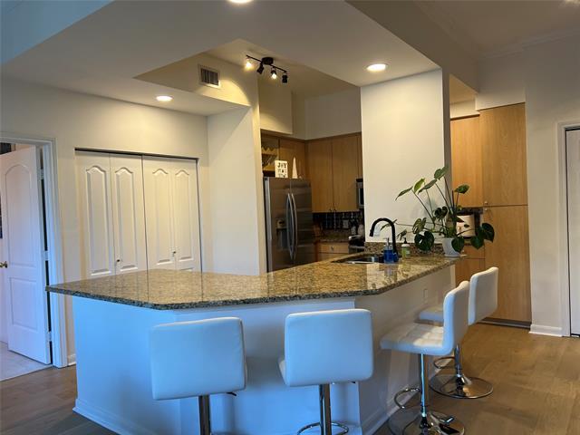 Foto del edificio - 3225 Turtle Creek Blvd